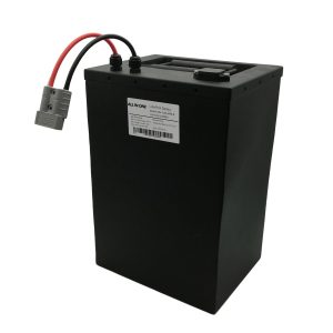 ແບດເຕີລີ່ຊີວິດລົດຈັກ 4 ລຸ້ນທຸກລຸ້ນມີຄວາມແຮງປະມານ 72V40Ah ສຳ ລັບລົດຖີບໄຟຟ້າ